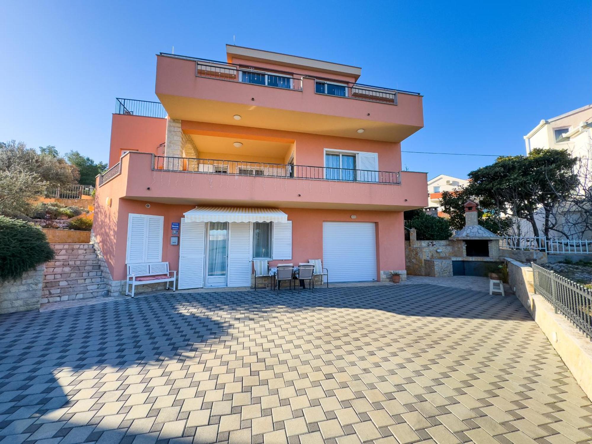 Apartment Regina Del Mare Slatine